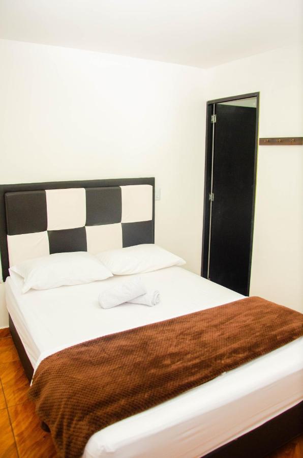 Casa Hotel Los Arboles Белло Екстер'єр фото