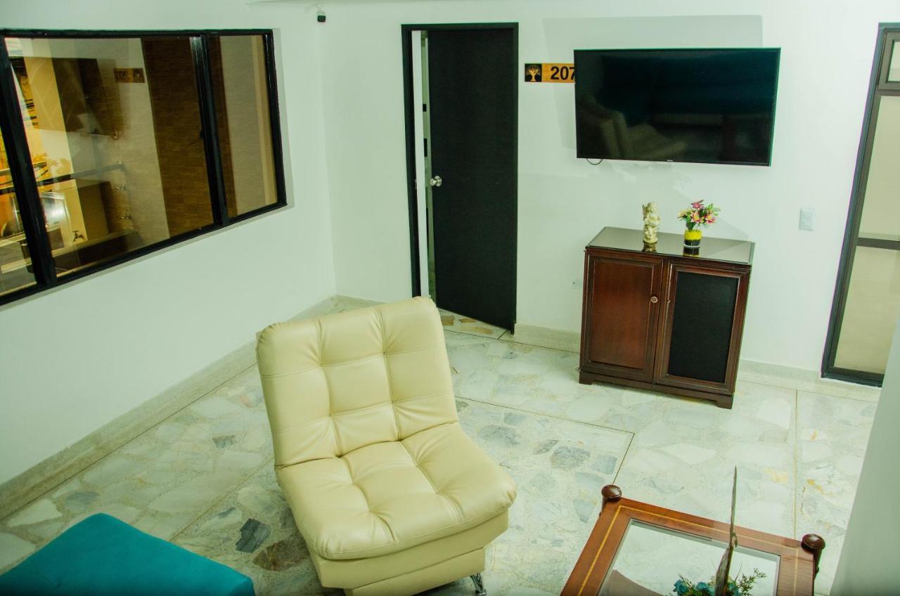 Casa Hotel Los Arboles Белло Екстер'єр фото